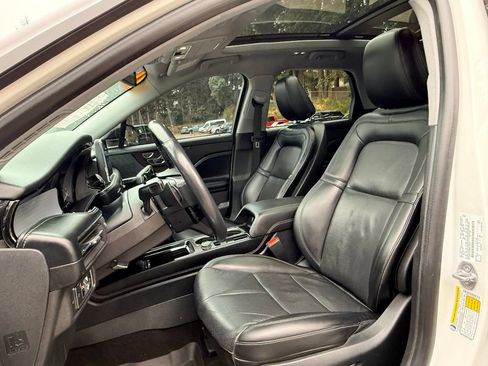 Certified 2021 Lincoln Corsair AWD w/ Premium Package image 25