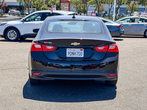 Used 2022 Chevrolet Malibu LS FWD image 3