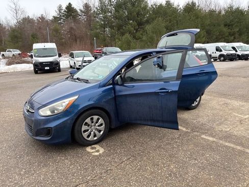 Used 2017 Hyundai Accent SE image 19