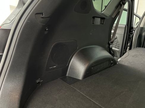 Used 2023 Hyundai Santa Fe SEL Premium image 32