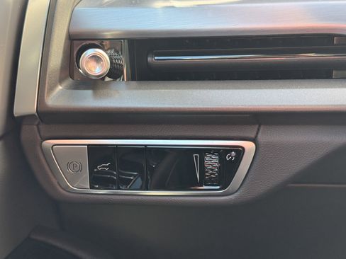 New 2026 Cadillac Vistiq Luxury image 29