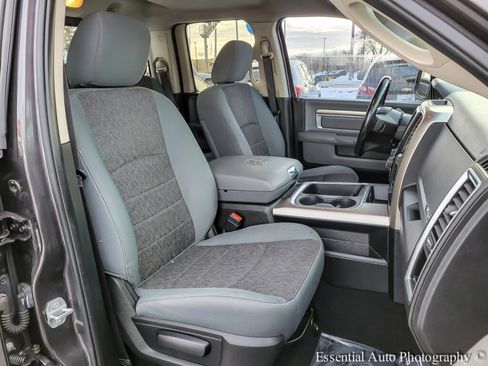 Used 2018 RAM 1500 Big Horn image 31