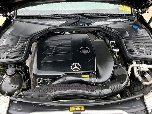 Used 2021 Mercedes-Benz C 300 Sedan image 27