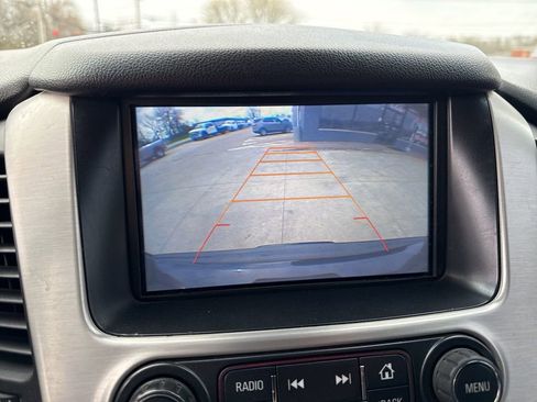 Used 2016 GMC Yukon SLT image 9