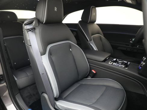 New 2026 Rolls-Royce Spectre Black Badge image 21