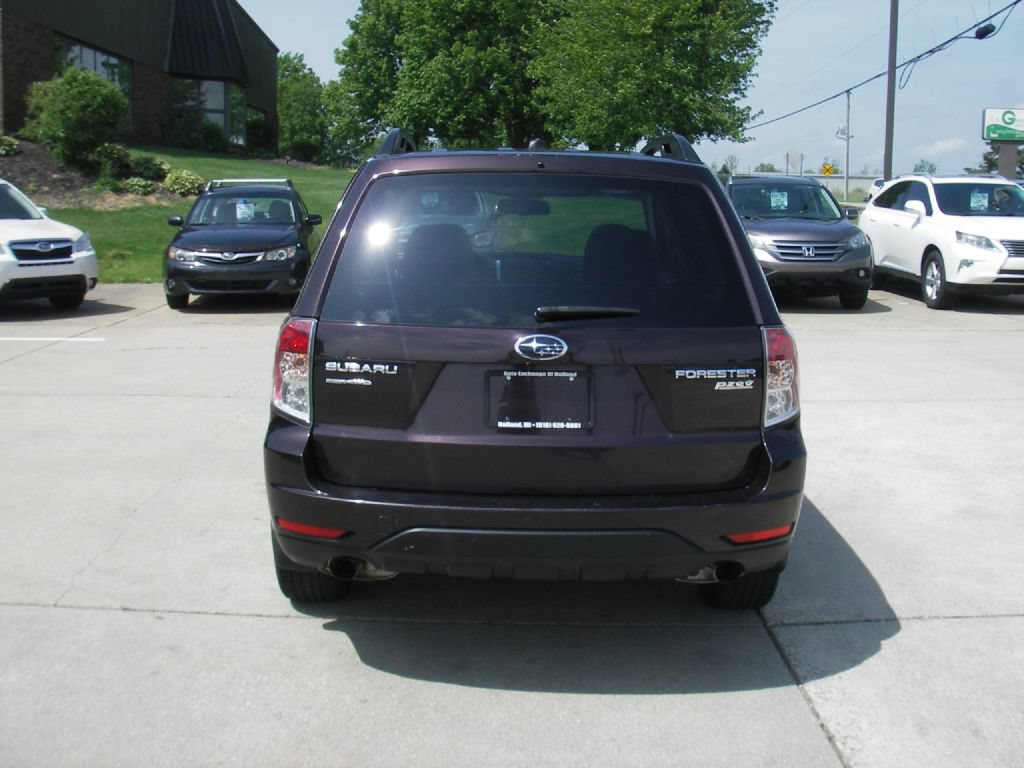 Used 2013 Subaru Forester 2.5X Limited AWD/4WD image 7