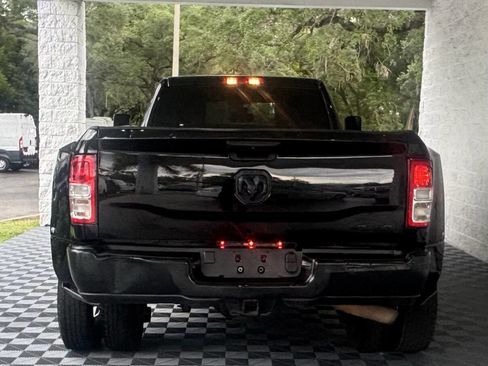 Used 2022 RAM 3500 Tradesman AWD/4WD image 9