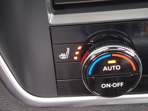 Used 2023 Nissan Rogue SV w/ SV Premium B Package image 25