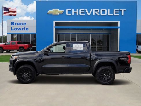New 2026 Chevrolet Colorado Trail Boss AWD/4WD image 2