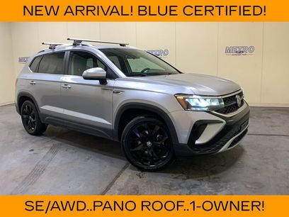 Used 2022 Volkswagen Taos SE w/ Panoramic Sunroof Package