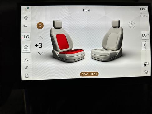 Used 2025 Land Rover Discovery Sport S image 19