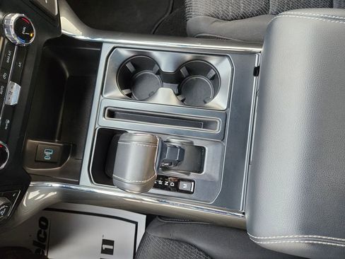 Used 2022 Ford F150 XLT w/ Equipment Group 301A Mid image 19