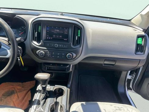 Used 2021 Chevrolet Colorado W/T w/ WT Convenience Package RWD image 13
