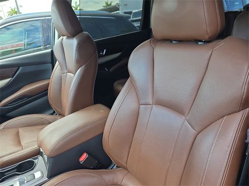 Used 2020 Subaru Ascent Touring image 17