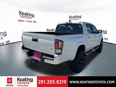 Used 2021 Toyota Tacoma Limited AWD/4WD image 7