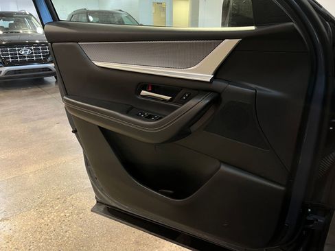 Used 2025 MAZDA CX-70 3.3 Turbo w/ Preferred Package image 20