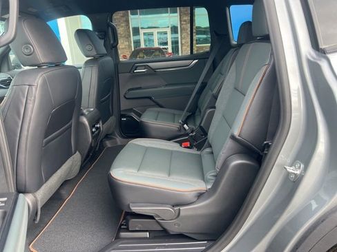 New 2026 GMC Acadia AT4 image 10
