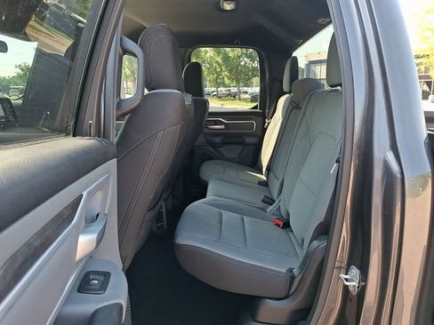 Used 2021 RAM 1500 Big Horn AWD/4WD image 12