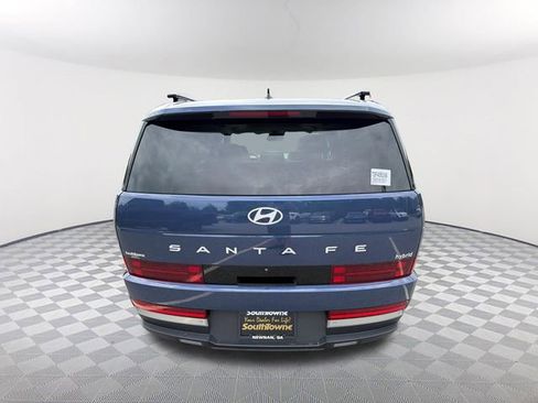 Used 2025 Hyundai Santa Fe Limited FWD image 6