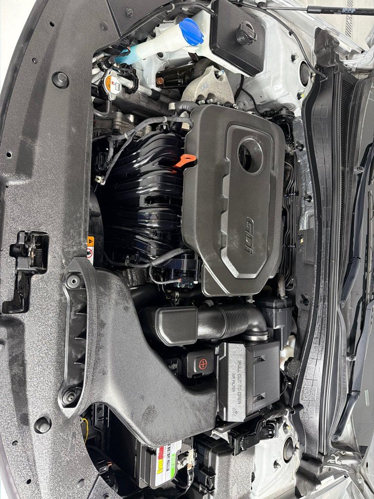 Used 2018 Kia Optima LX FWD image 25