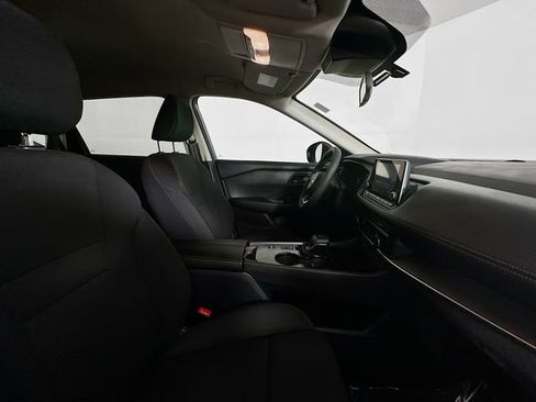 Certified 2024 Nissan Rogue S image 26