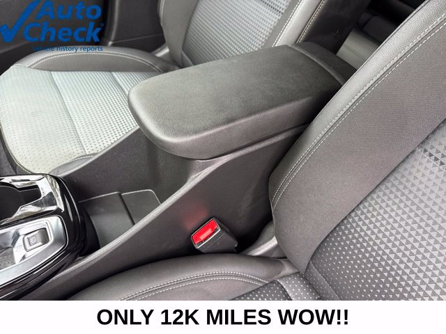 Used 2026 Chevrolet Trax LT FWD image 35
