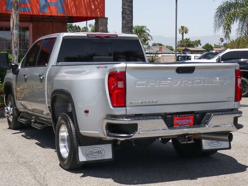 Used 2020 Chevrolet Silverado 3500 LTZ w/ Technology Package AWD/4WD image 6