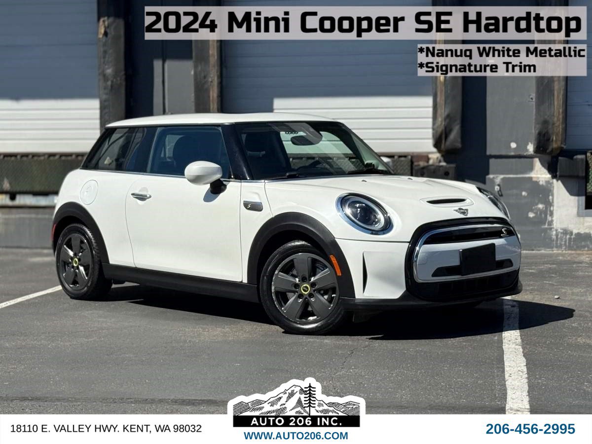 Used 2024 MINI Cooper SE FWD image 1