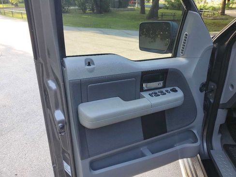 Used 2006 Ford F150 4x4 SuperCrew image 16