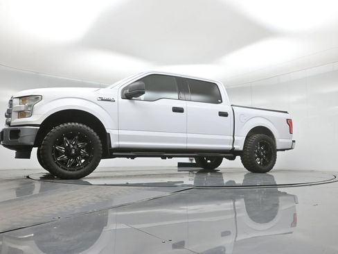 Used 2017 Ford F150 XLT image 49