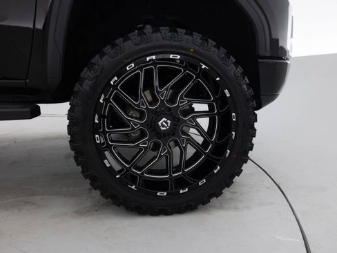 Used 2021 GMC Sierra 1500 Denali w/ Driver Alert Package II AWD/4WD image 19
