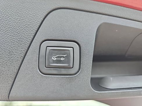 Used 2017 Buick Envision Essence image 17