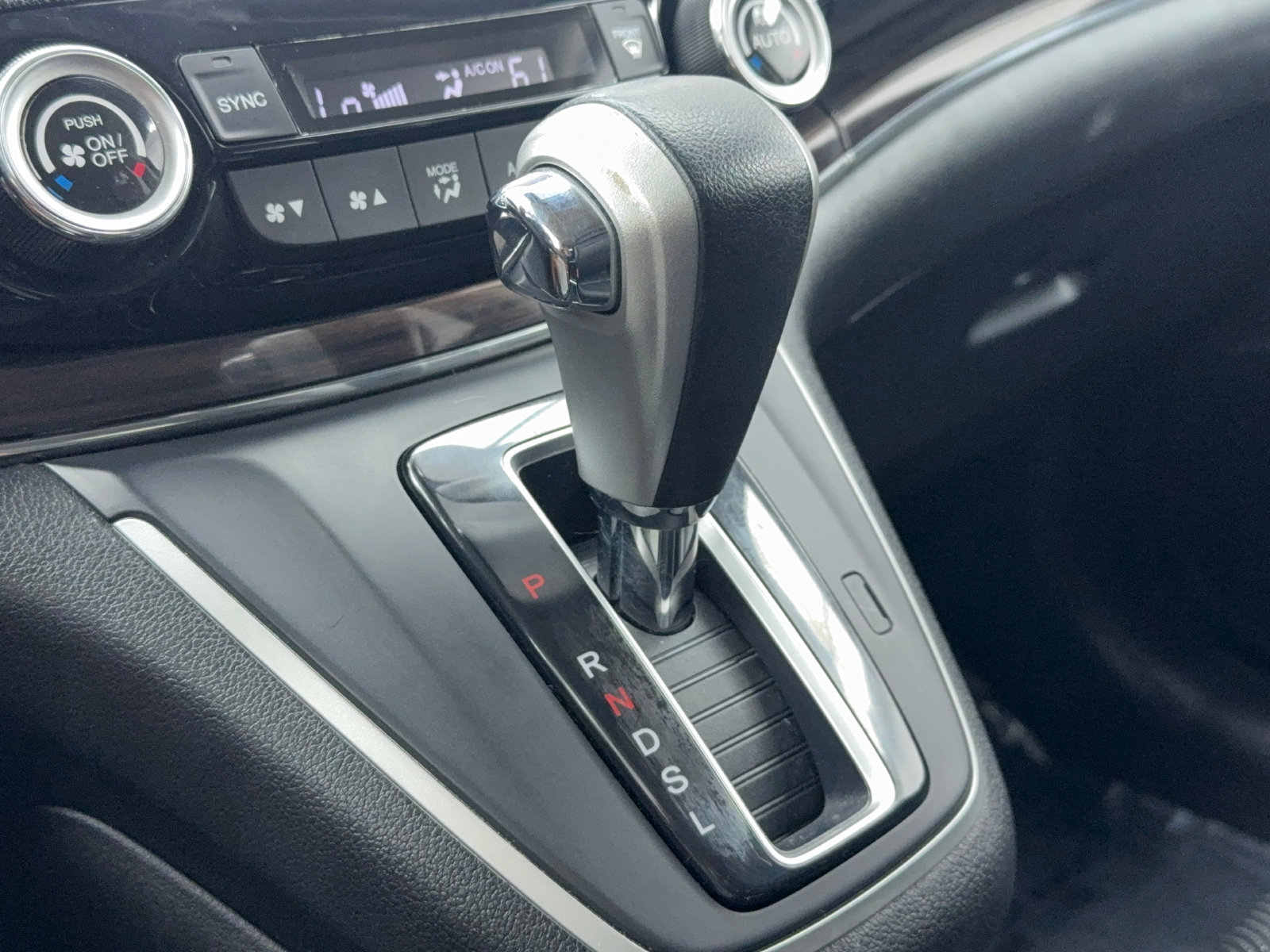 Used 2016 Honda CR-V Touring image 28