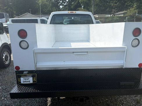 Used 2016 Ford F250 XL RWD image 4