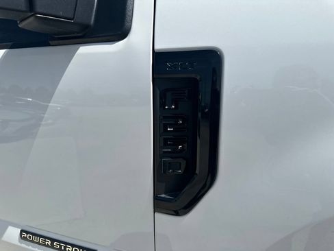 Used 2019 Ford F250 XLT w/ XLT Value Package AWD/4WD image 9
