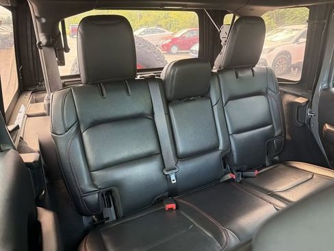 Used 2019 Jeep Wrangler Unlimited Rubicon AWD/4WD image 15