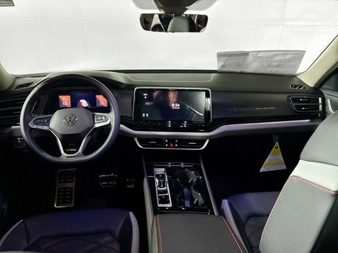 New 2026 Volkswagen Atlas Peak Edition AWD/4WD image 12