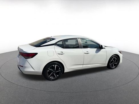 Used 2025 Nissan Sentra SV FWD image 15