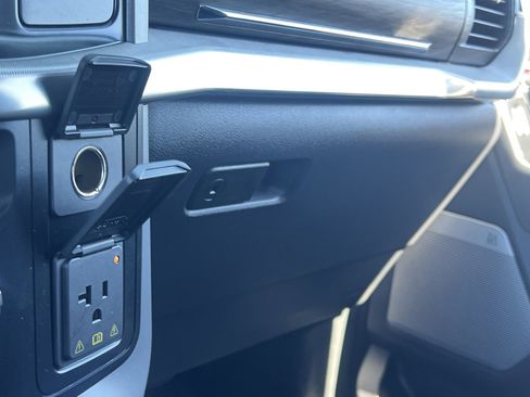 Used 2024 Ford F150 Lariat w/ FX4 Off-Road Package image 13