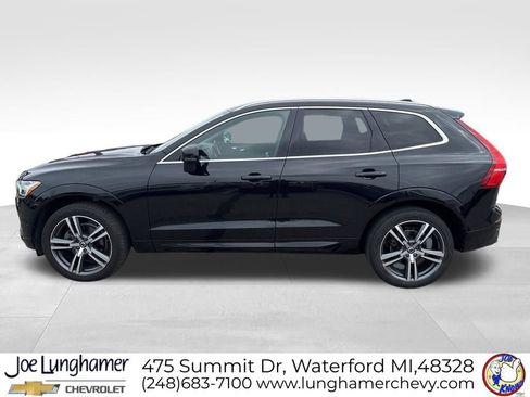 Used 2018 Volvo XC60 T5 Momentum w/ Convenience Package AWD/4WD image 7