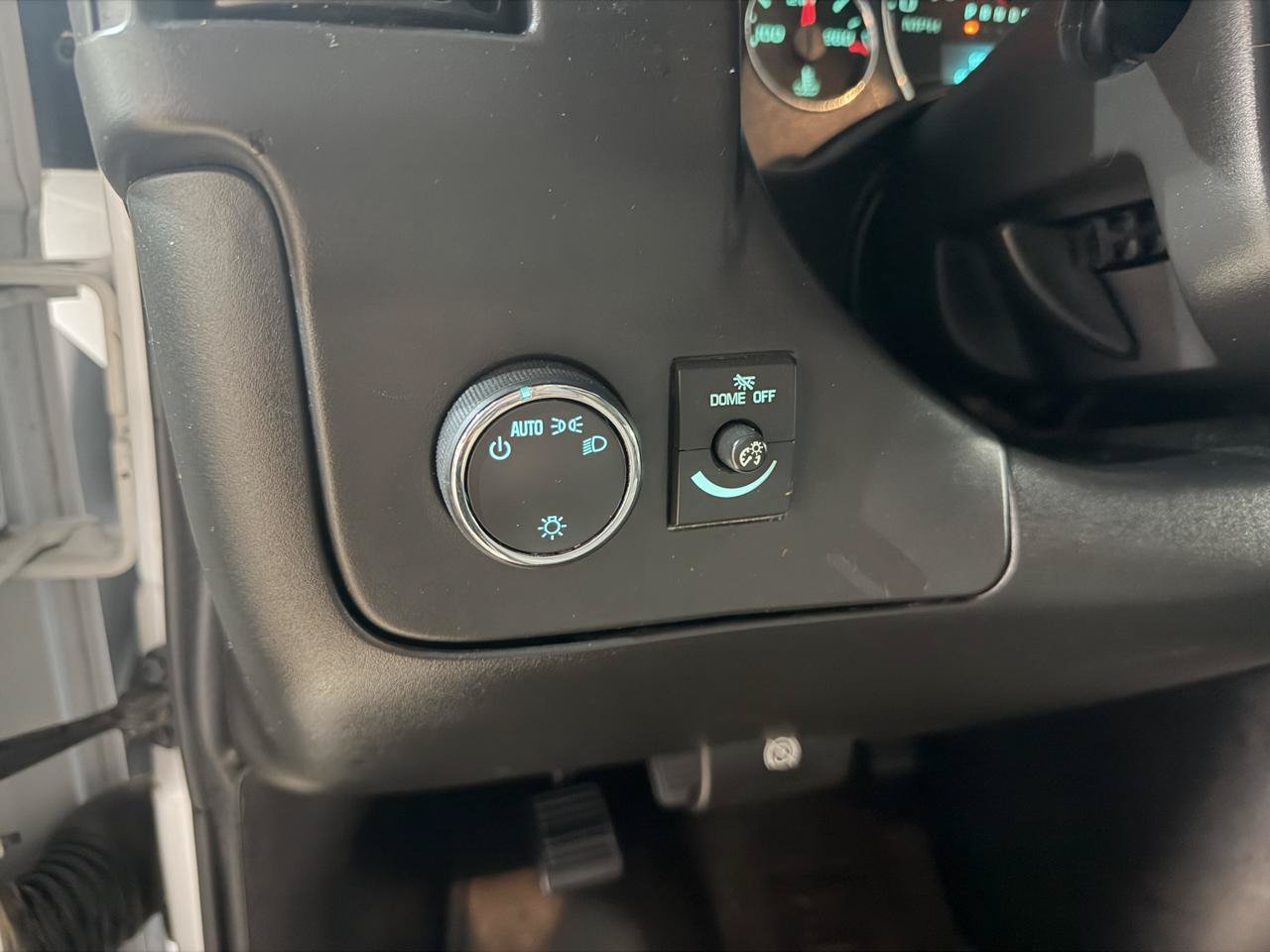 Used 2016 Chevrolet Express 3500 LT w/ LT Preferred Equipment Group RWD image 36