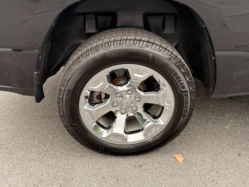 Used 2022 RAM 1500 Big Horn AWD/4WD image 11