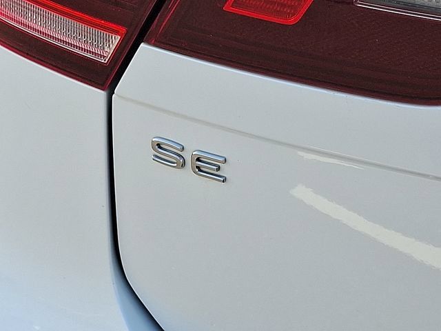 Used 2024 Volkswagen Tiguan SE R-Line FWD image 28