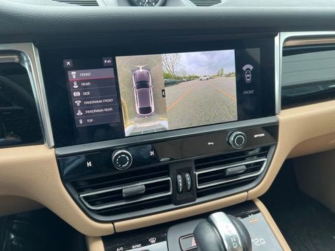 Used 2022 Porsche Macan S AWD/4WD image 10