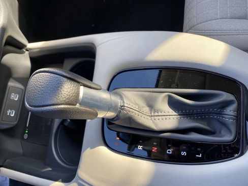 New 2026 Honda HR-V LX image 19