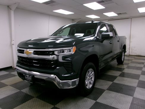 Certified 2025 Chevrolet Silverado 1500 LT image 1