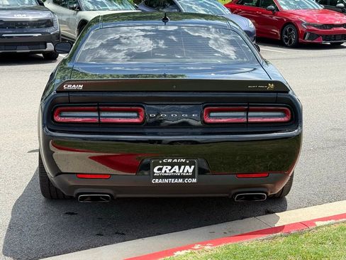 Used 2022 Dodge Challenger R/T Scat Pack RWD image 6