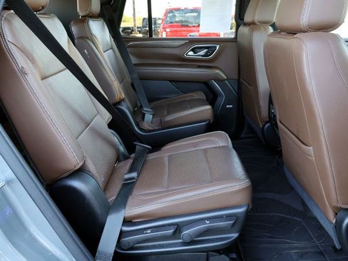 Used 2021 Chevrolet Tahoe High Country RWD image 25