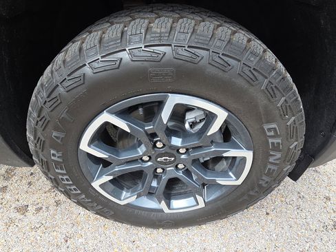 New 2026 Chevrolet Equinox ACTIV FWD image 10