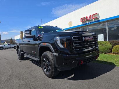Used 2025 GMC Sierra 2500 AT4 w/ AT4 Premium Plus Package